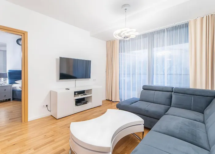 Seaside Park Private Apartment przy plaży